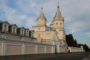 Свято-Троїцький жіночий монастир, Корець